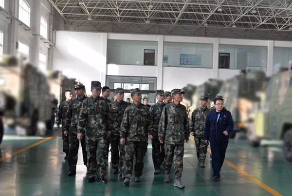 軍事裝備參觀(guān)